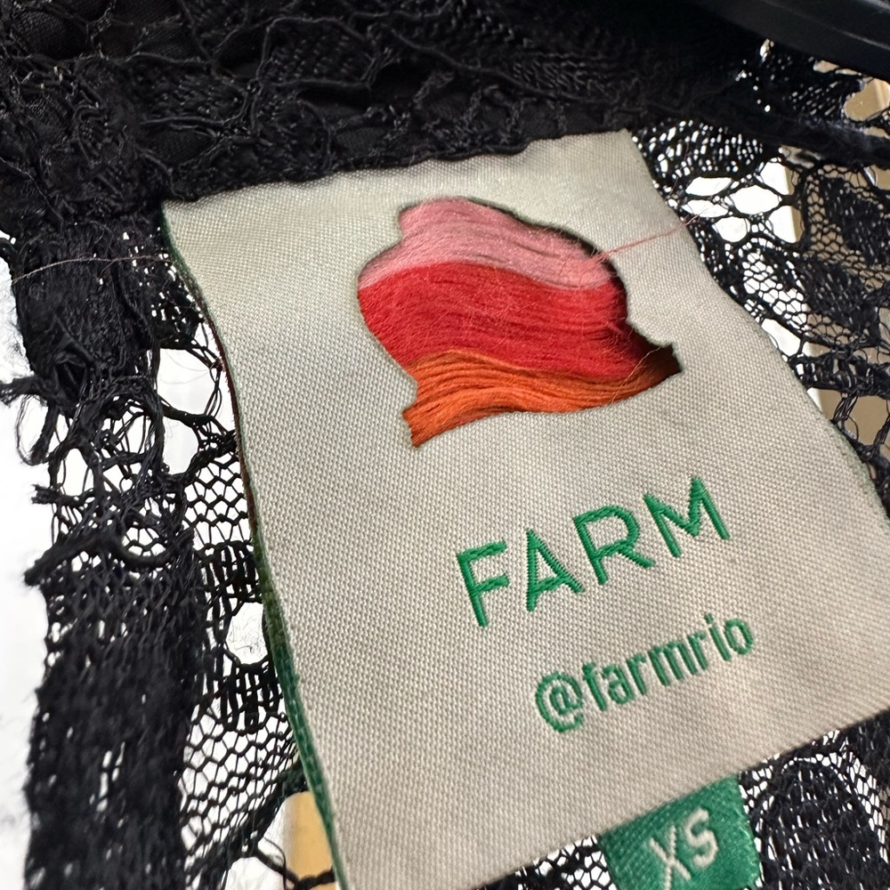 FARM Rio Black Lace Blouse - Picture 5 of 6